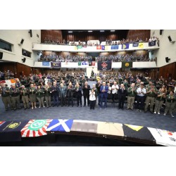 Na celebração do centenário do movimento no Brasil, escoteiros são homenageados na ALEP